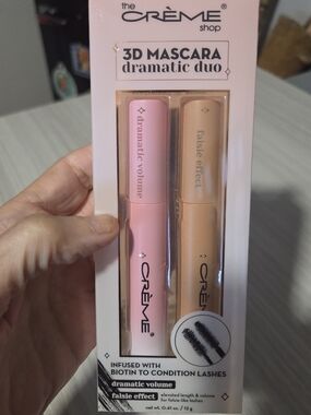 the CRÈME Shop 3D Mascara Dramatic Duo -